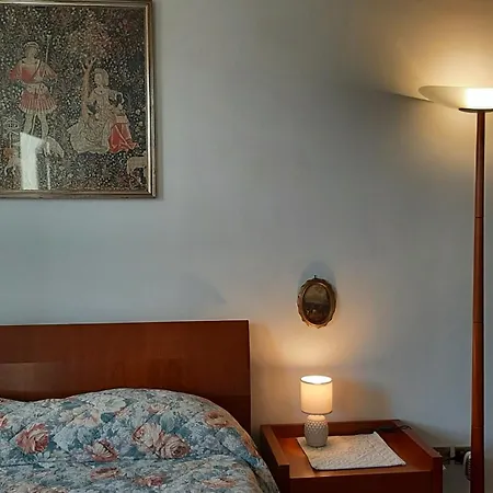 Bed & Breakfast Lungaretta Fly 55 Nocleg ze śniadaniem